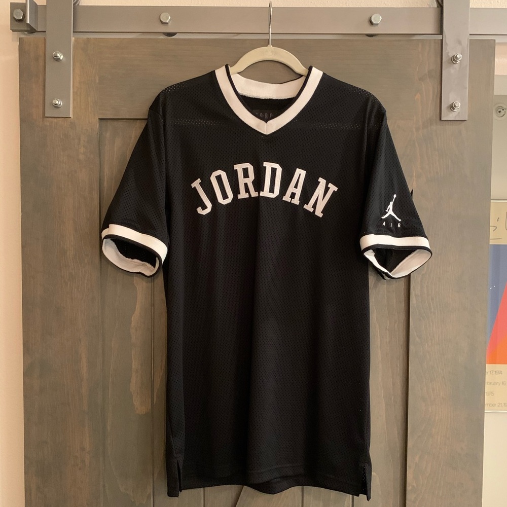 Air Jordan Black Jersey 23 (size M)